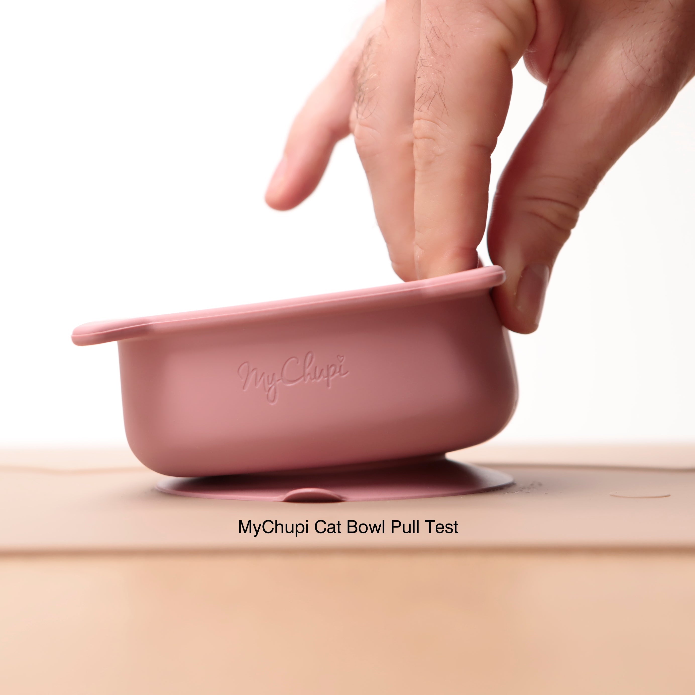 Bowls | Cat Suction Bowl | Petal | La Romi