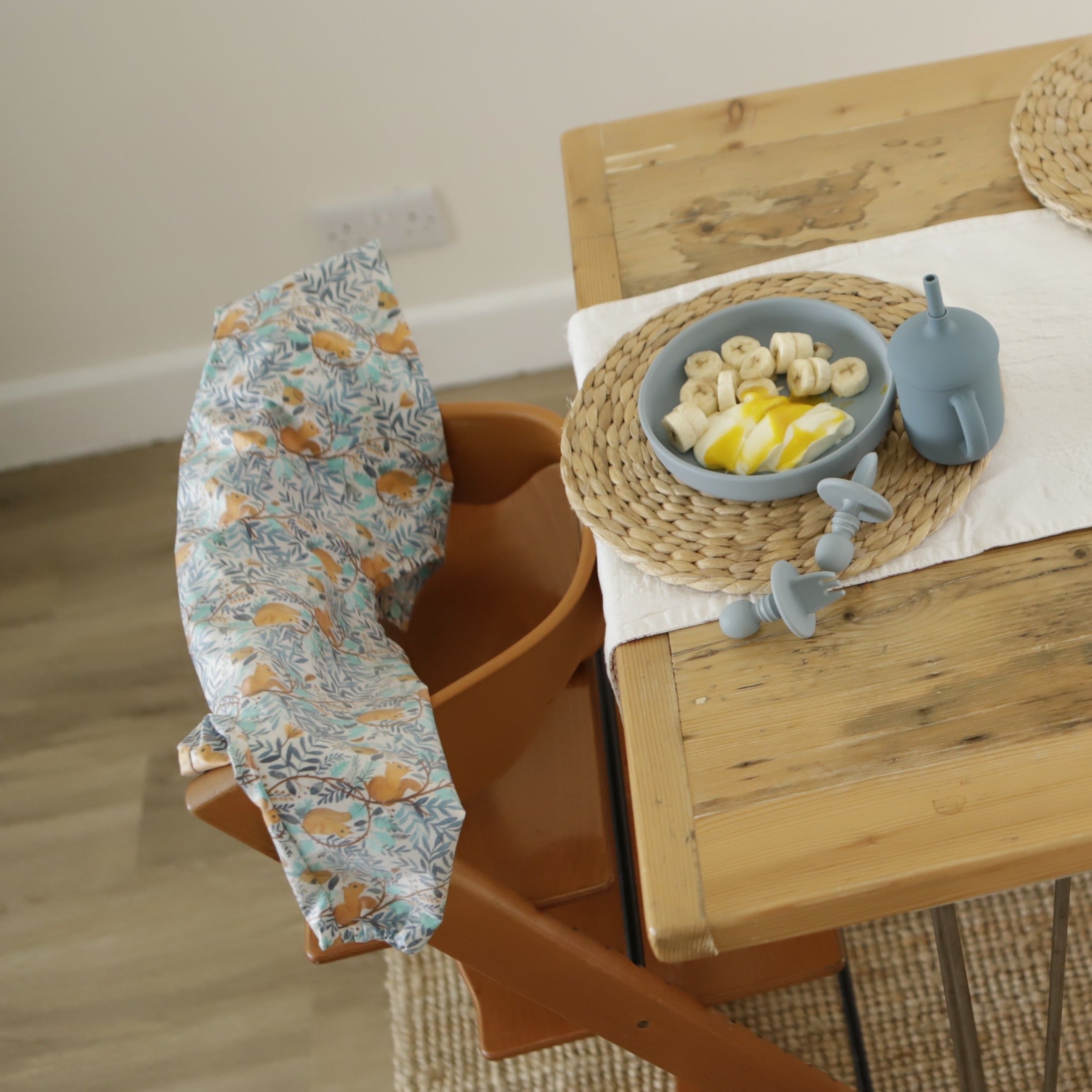 Cover-all Waterproof Bibs | Squirrels