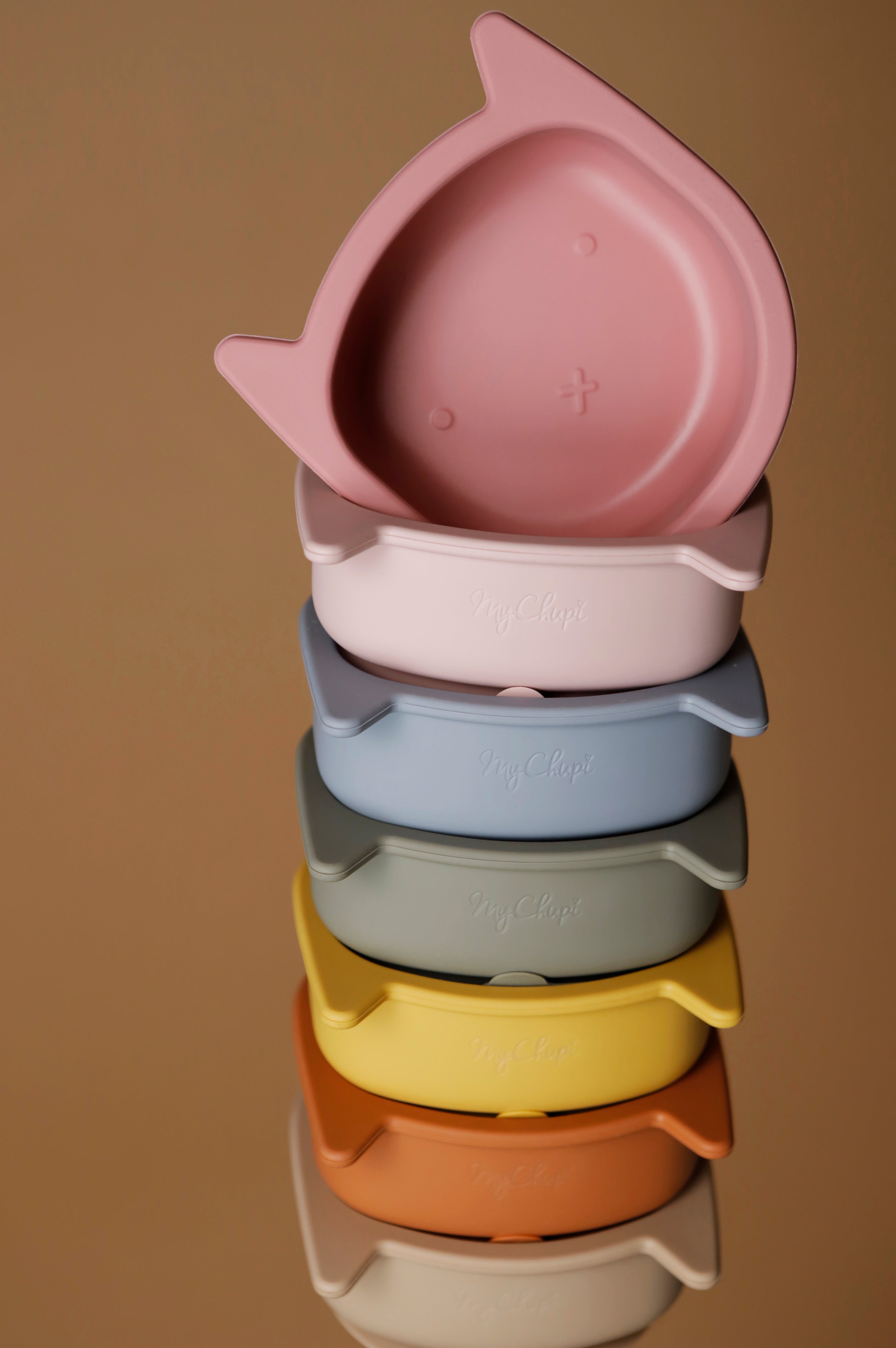 Bowls | Cat Suction Bowl | Taupe | La Romi