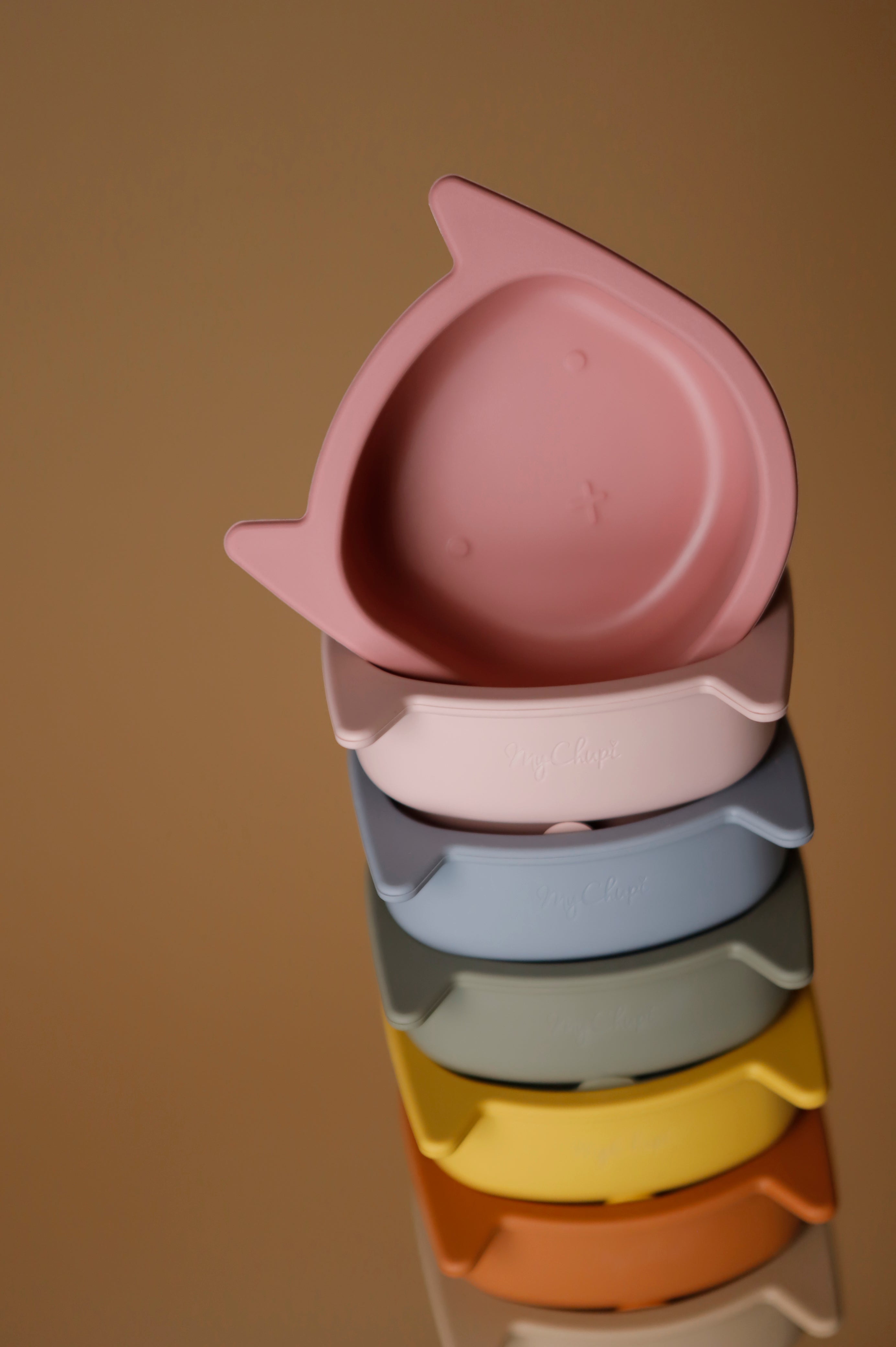 Bowls | Cat Suction Bowl | Taupe | La Romi