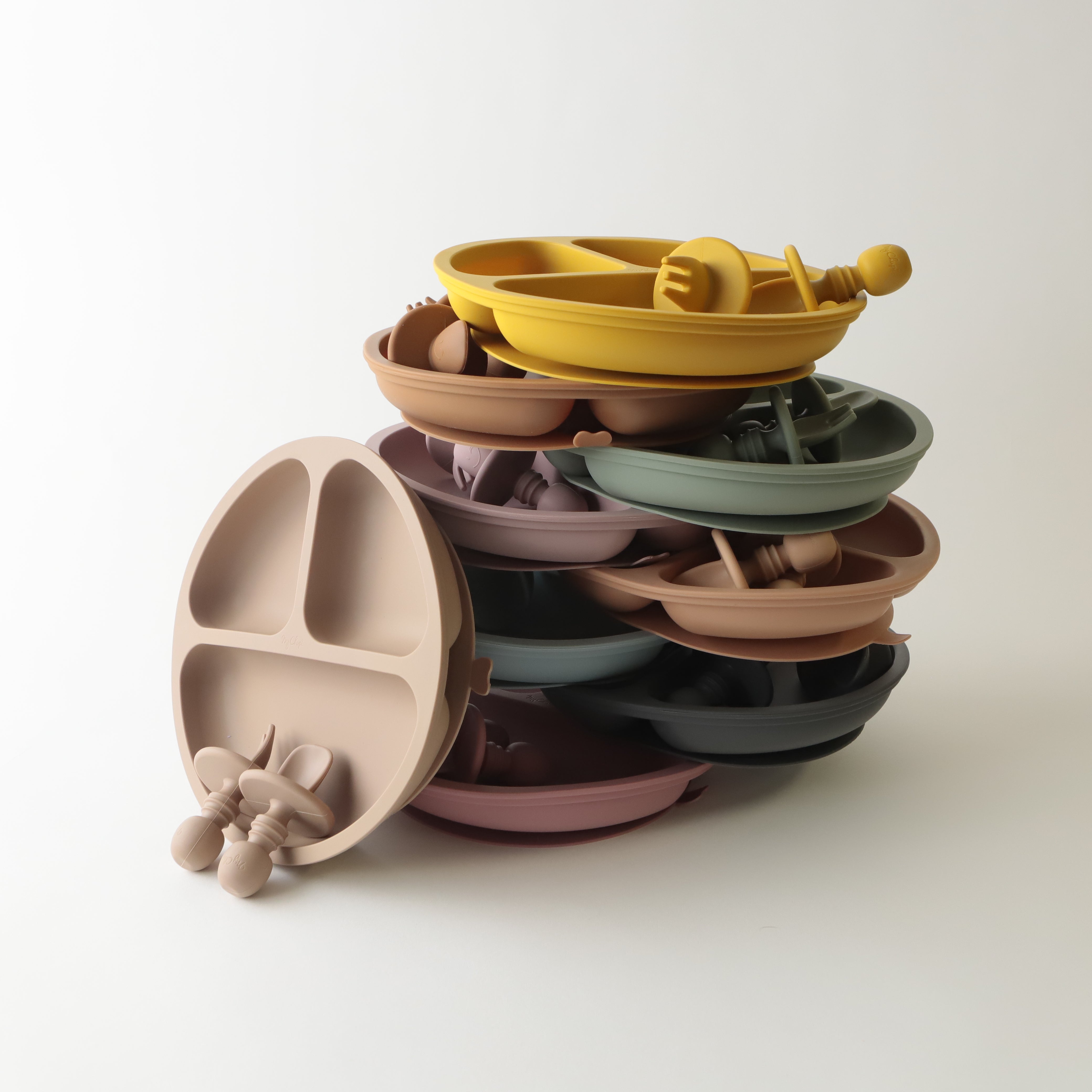 Plates | Suction Plate And Chunky Cutlery | Blush | La Romi