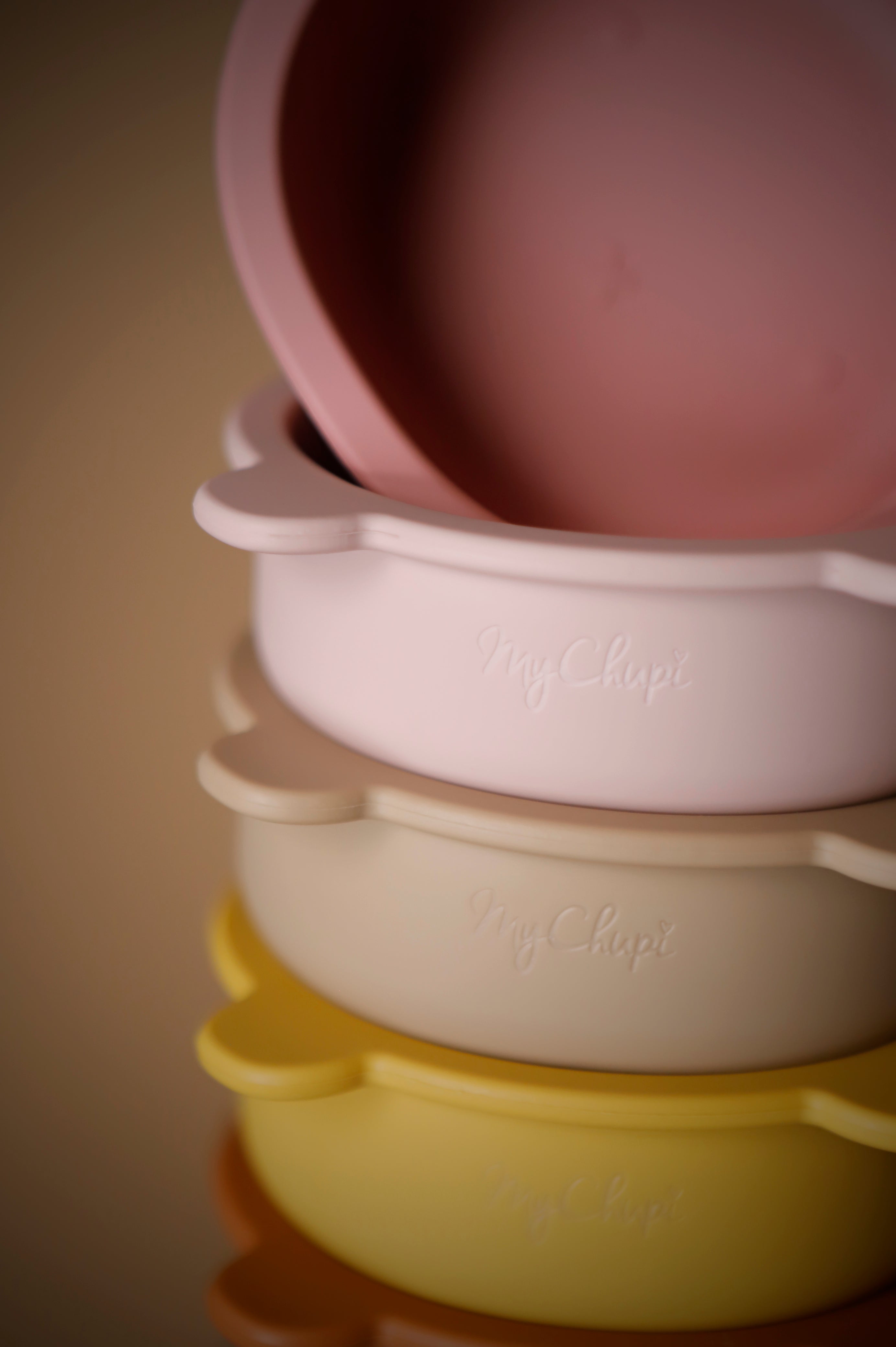 Bowls | Bear Suction Bowl | Aubergine | La Romi