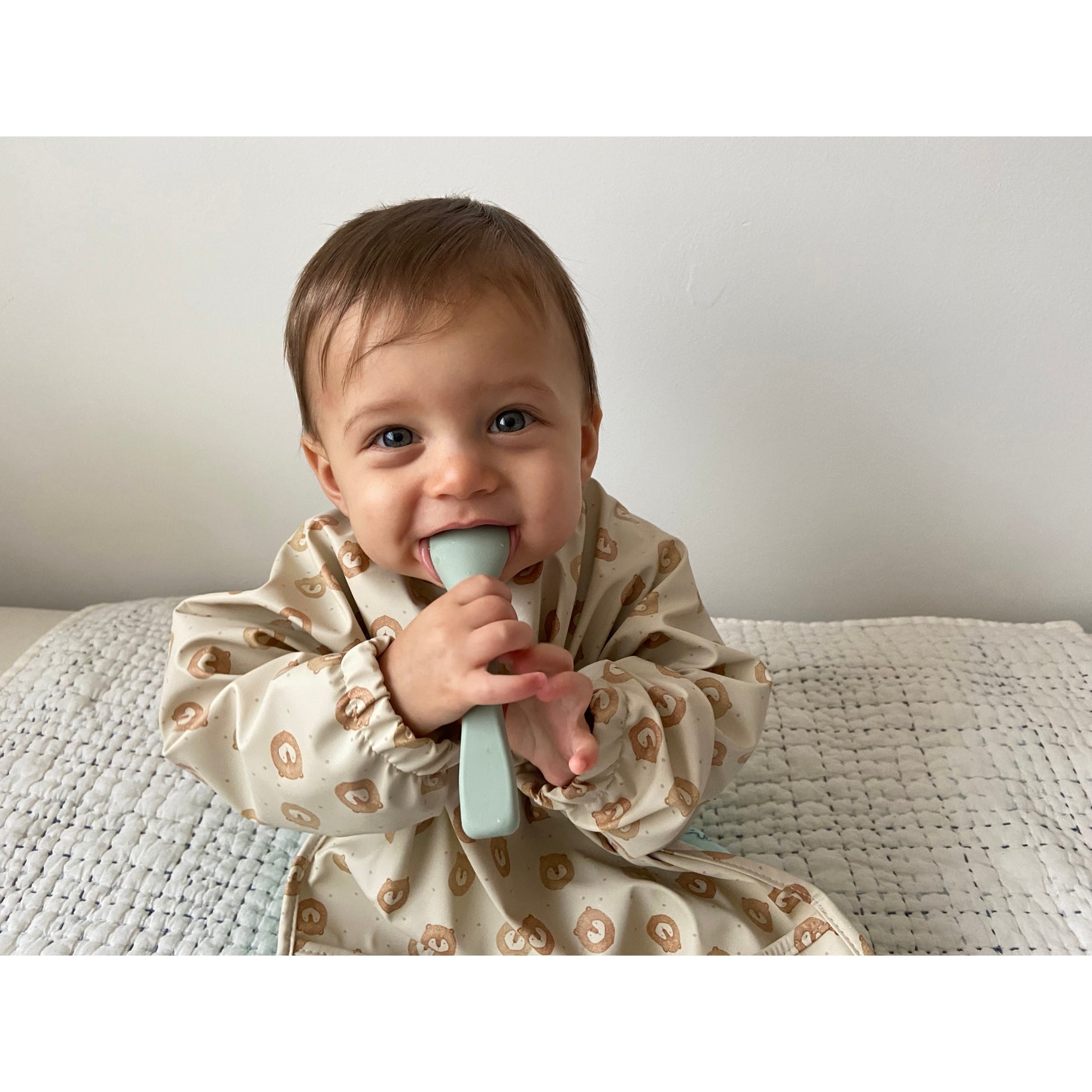 Cover All Bibs | Catch All Cape Bibs | Cherry Rainbows | La Romi