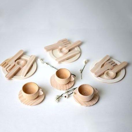 Doll | WOODEN DINNER SET FOR DOLLS | | La Romi