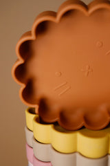 Plates | Lion Suction Plates | Petal | La Romi