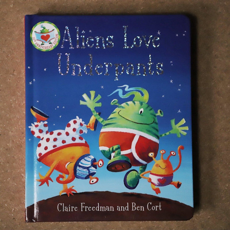 English Books | Aliens Love Underpants! (Board book) | La Romi