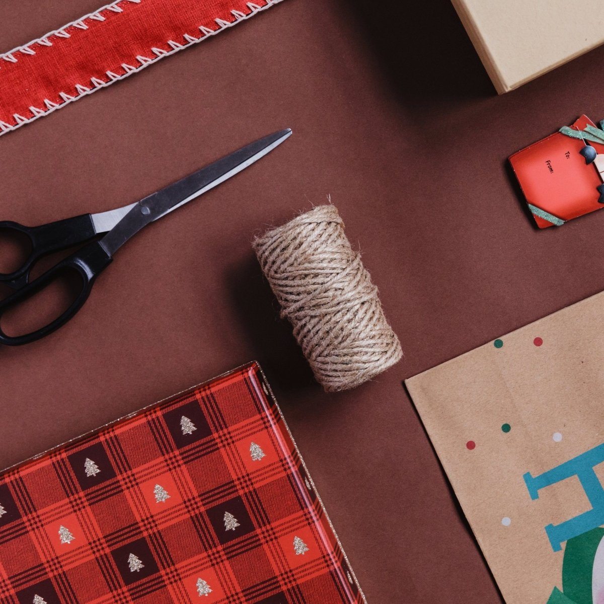 Gift Wrapping | Gift Wrap | La Romi